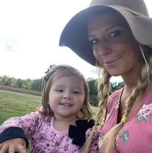 Meet your Posher, Jennifer